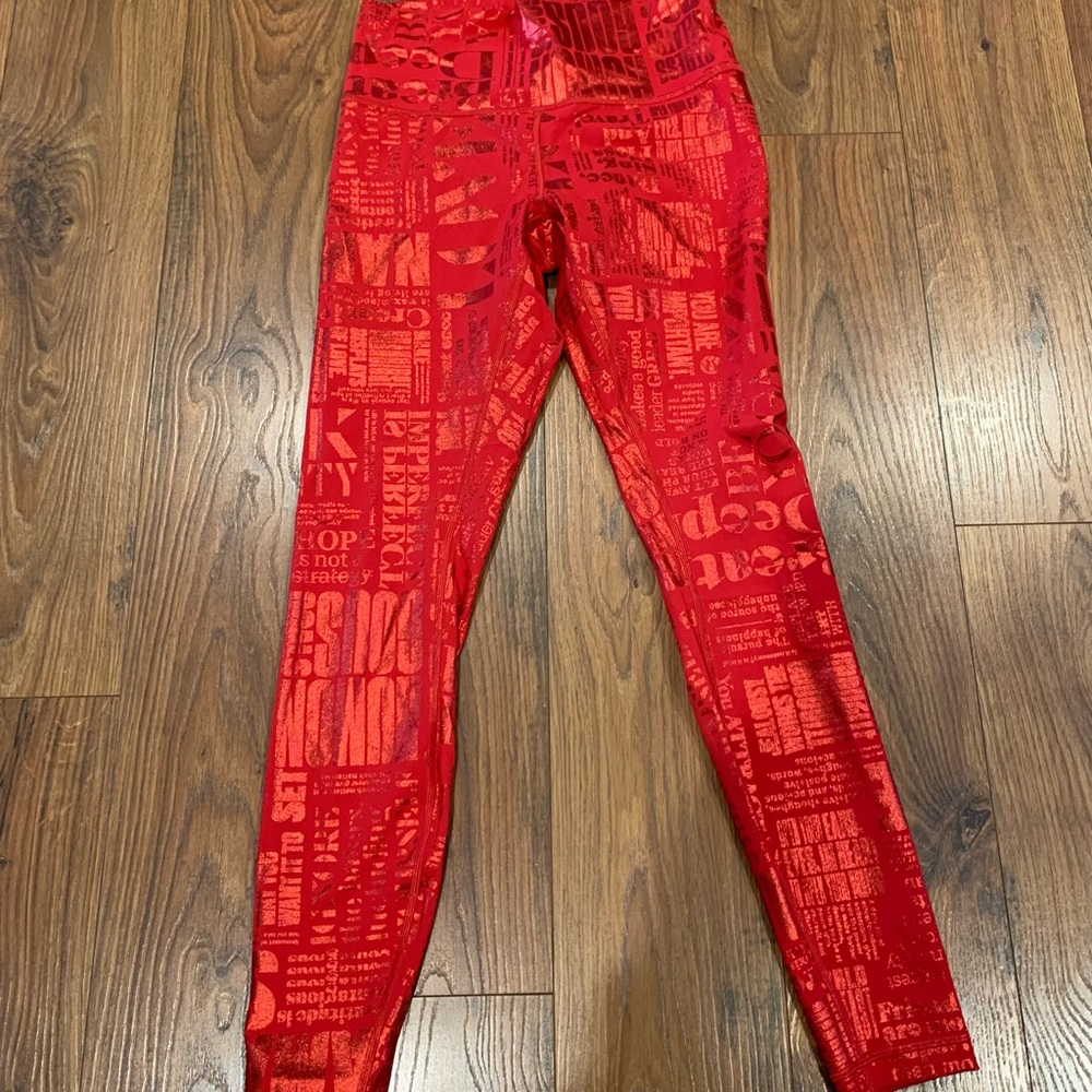 Lululemon size 8 Manifest legging